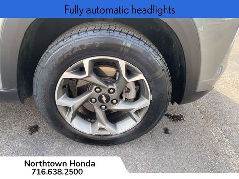 Used 2024 Chevrolet Trax LT w/ Driver Confidence Package image 11