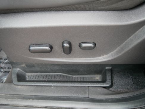 Used 2019 Ford Escape SEL AWD/4WD image 19