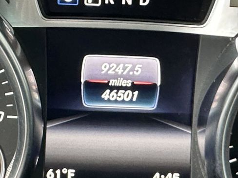 Used 2017 Mercedes-Benz SL 550 image 45