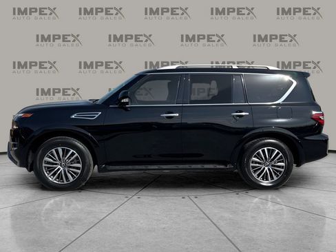 Used 2024 Nissan Armada SL AWD/4WD image 2