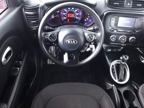 Used 2019 Kia Soul FWD image 27