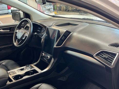 Used 2024 Ford Edge SEL w/ Convenience Package image 28