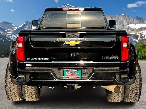 Used 2022 Chevrolet Silverado 3500 High Country w/ Safety Package II image 4