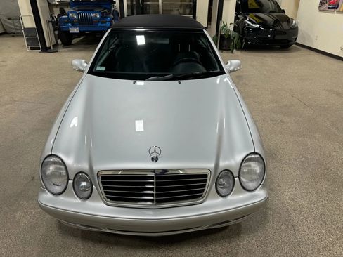 Used 2002 Mercedes-Benz CLK 320 Cabriolet image 13