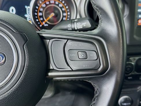 Used 2021 Jeep Wrangler Unlimited Sport AWD/4WD image 23