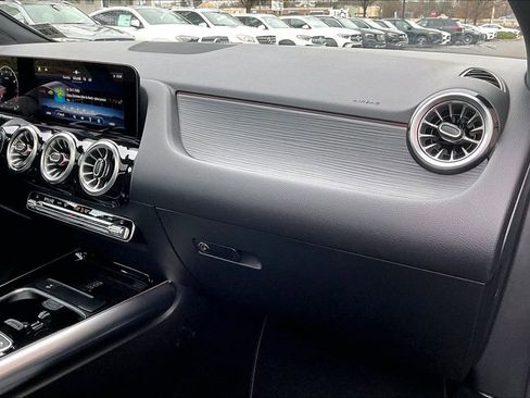 Used 2026 Mercedes-Benz GLA 250 4MATIC image 16
