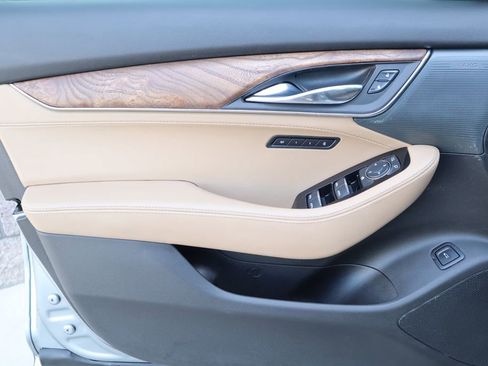 Used 2025 Cadillac CT5 Premium Luxury image 23