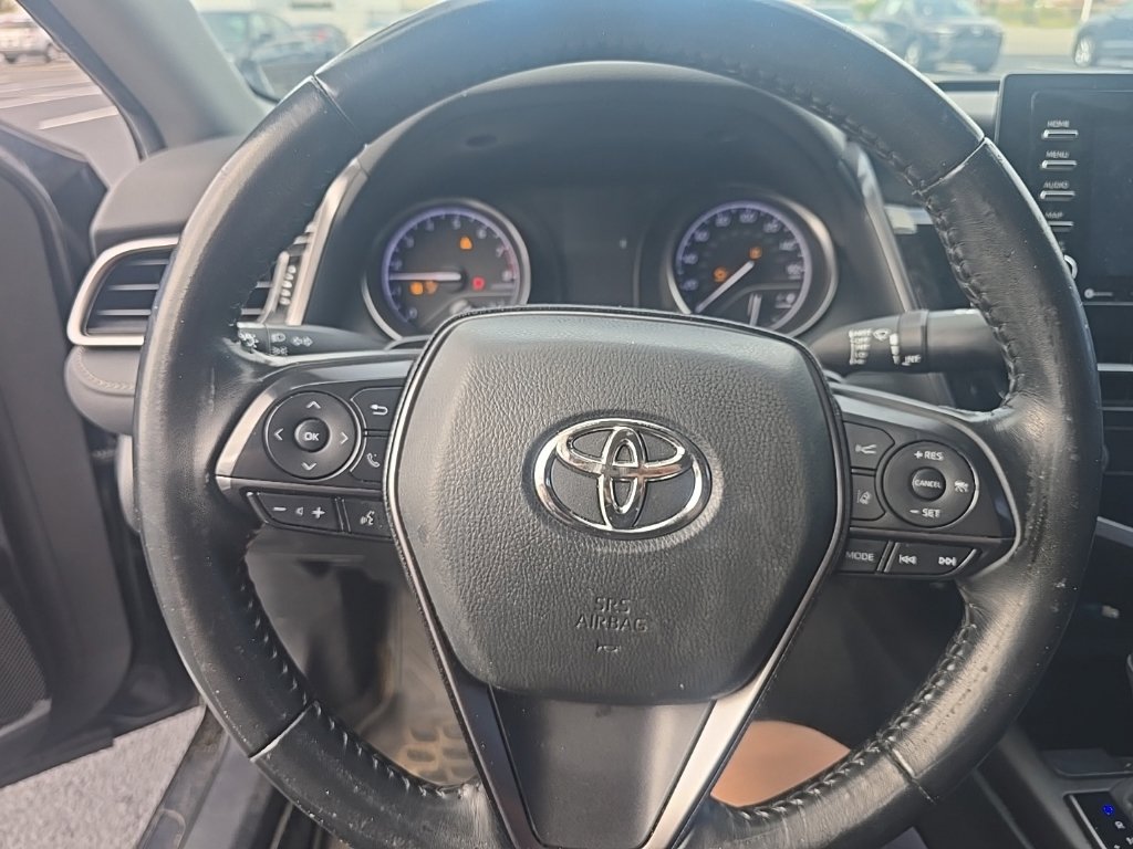 Used 2023 Toyota Camry SE w/ Convenience Package FWD image 14