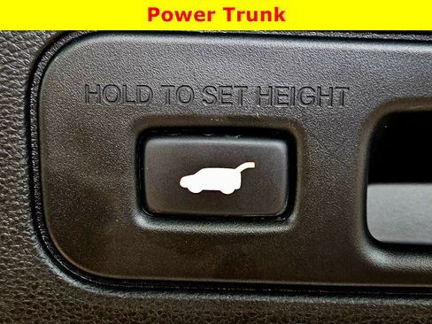 Used 2024 Acura MDX SH-AWD w/ Advance Package image 34