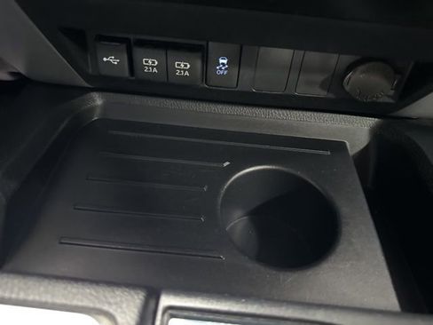 Used 2020 Toyota Tundra SR5 w/ SR5 Leather Package image 19