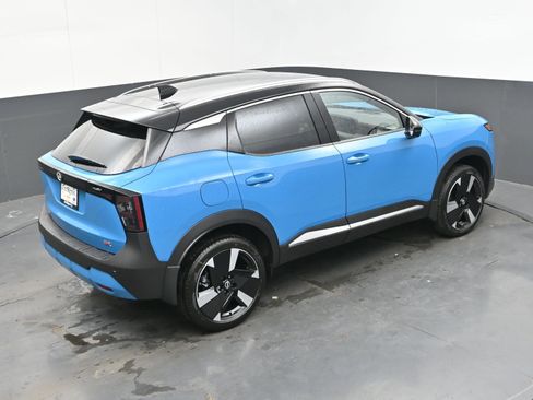 New 2025 Nissan Kicks SR image 36