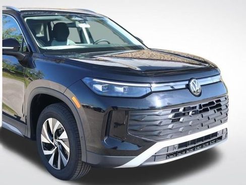 New 2026 Volkswagen Tiguan S image 3