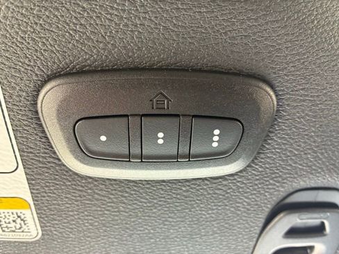 Used 2025 Jeep Gladiator Mojave image 15