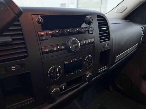 Used 2012 Chevrolet Silverado 1500 LT image 22