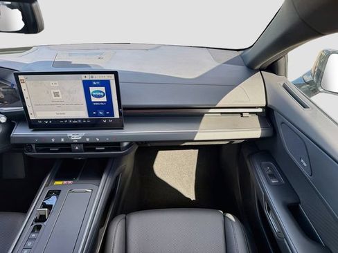 New 2026 Lexus ES 350h AWD w/ Cold Area Package image 18