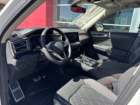 New 2026 Volkswagen Atlas SEL Premium R-Line AWD/4WD image 11