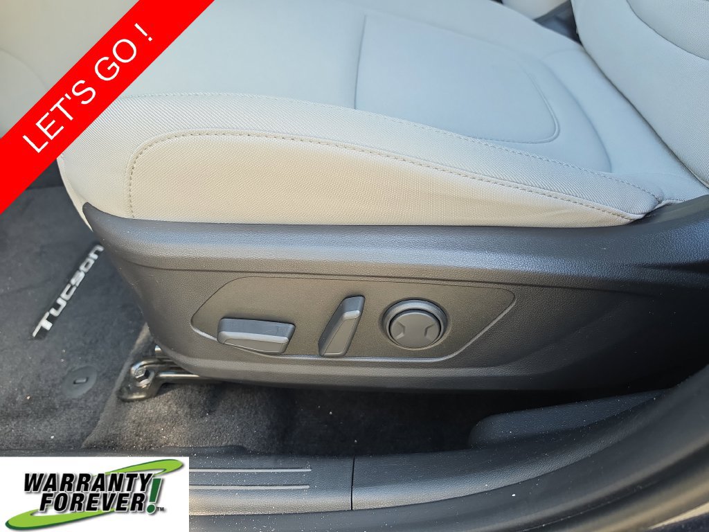Used 2025 Hyundai Tucson Blue AWD/4WD image 17