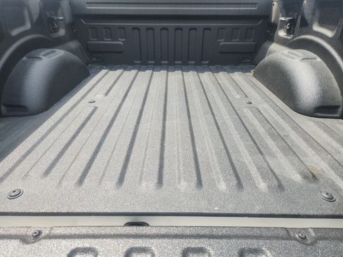 Certified 2019 Ford F150 Lariat w/ Equipment Group 502A Luxury AWD/4WD image 33