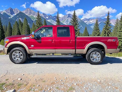 Used 2014 Ford F350 King Ranch w/ FX4 Off-Road Package AWD/4WD image 3