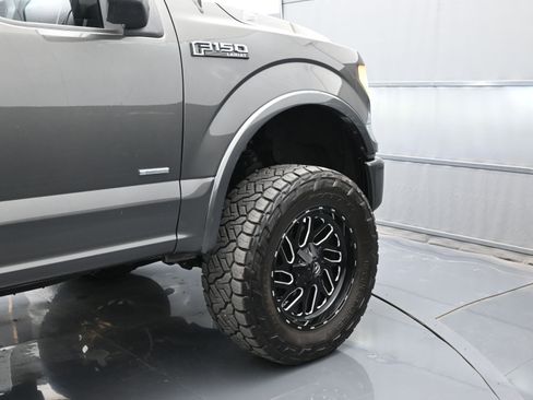 Used 2016 Ford F150 Lariat w/ Equipment Group 502A Luxury image 7