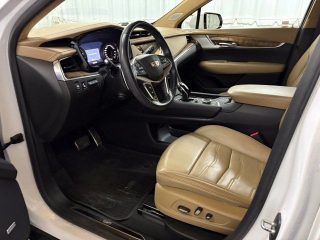 Used 2021 Cadillac XT5 Sportv w/ Platinum Package AWD/4WD image 28