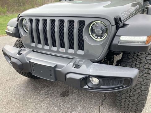 Used 2023 Jeep Wrangler Unlimited Sport image 9