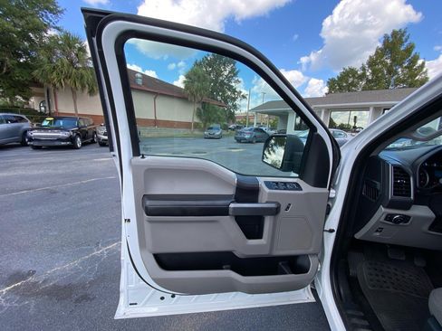 Used 2018 Ford F150 XLT image 37