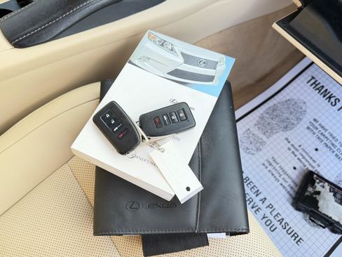 Used 2015 Lexus ES 350 w/ Luxury Package FWD image 55