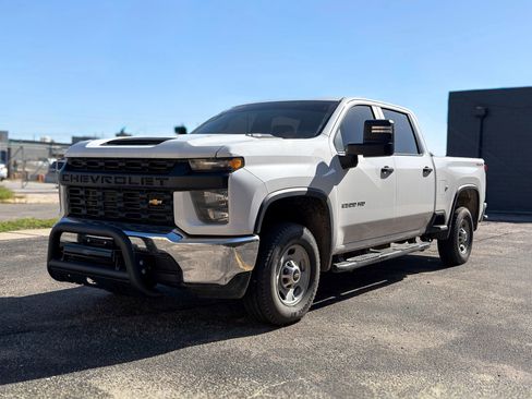 Used 2023 Chevrolet Silverado 2500 W/T w/ Gooseneck/5TH Wheel Package AWD/4WD image 3