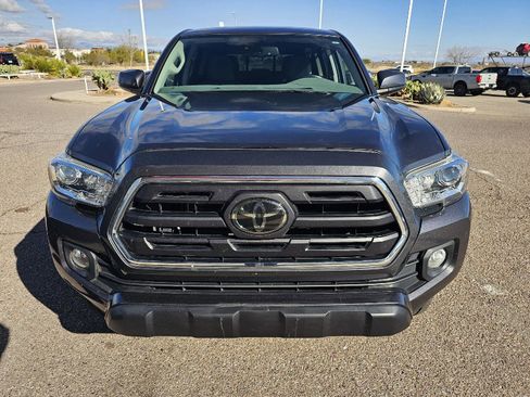 Used 2018 Toyota Tacoma SR5 image 8