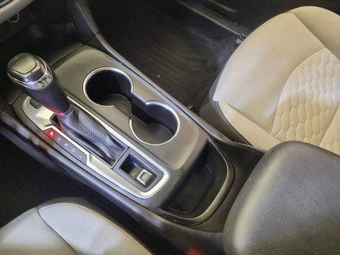 Used 2019 Chevrolet Equinox LT image 26