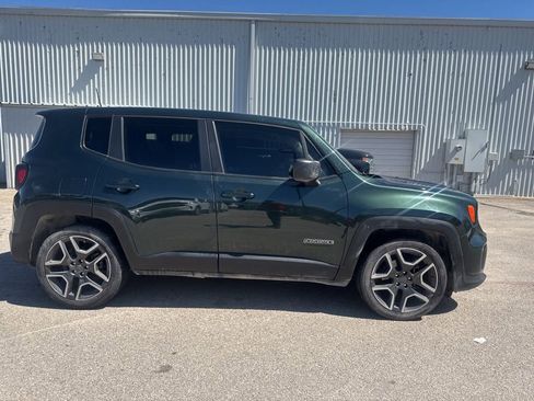 Used 2021 Jeep Renegade Sport image 4
