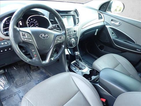 Used 2018 Hyundai Santa Fe AWD w/ Cargo Package image 11
