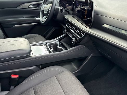 Certified 2024 Chevrolet Traverse LT image 18