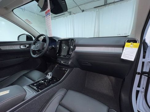 New 2026 Volvo XC40 B5 Plus w/ Protection Package Premier image 6
