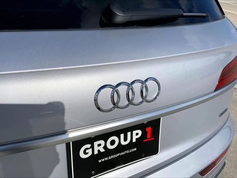 Used 2021 Audi Q5 2.0T Premium Plus w/ Premium Plus Package AWD/4WD image 31