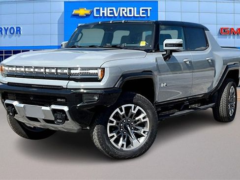 New 2025 GMC Hummer EV 3X image 2