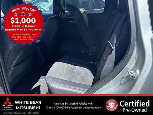 Used 2025 Mitsubishi Outlander SE AWD/4WD image 6