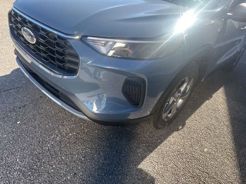 New 2026 Ford Escape ST-Line w/ Tech Pack #1 image 9