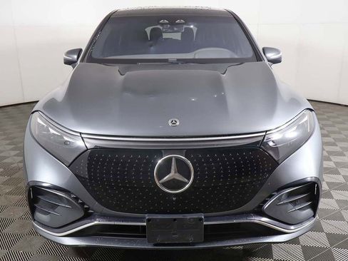 Used 2023 Mercedes-Benz EQS 580 4MATIC SUV image 17