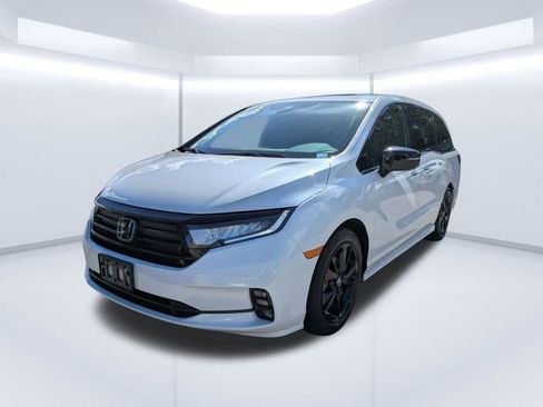 Used 2023 Honda Odyssey Sport image 8