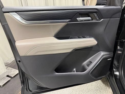 Used 2024 GMC Acadia Elevation w/ LPO, Floor Liner Package AWD/4WD image 21