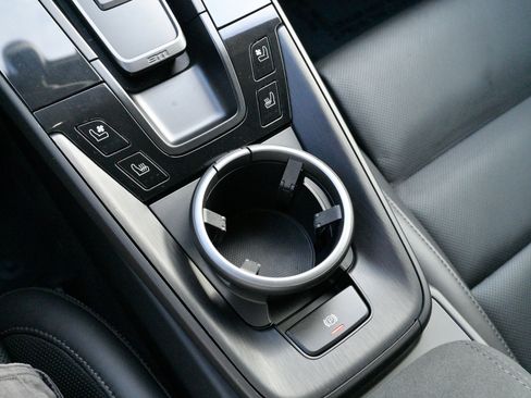 Used 2022 Porsche 911 Carrera GTS image 32