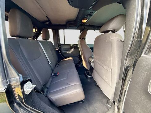 Used 2015 Jeep Wrangler Unlimited Sport w/ Quick Order Package 24S image 23