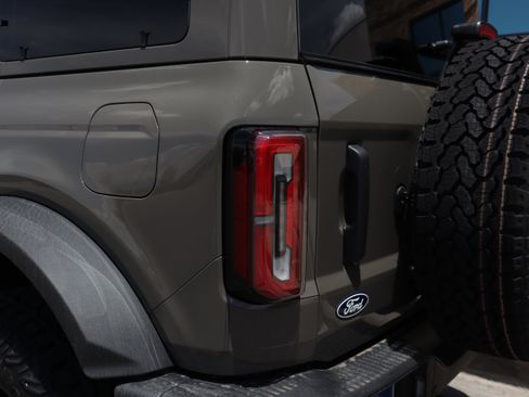 New 2026 Ford Bronco Badlands AWD/4WD image 18