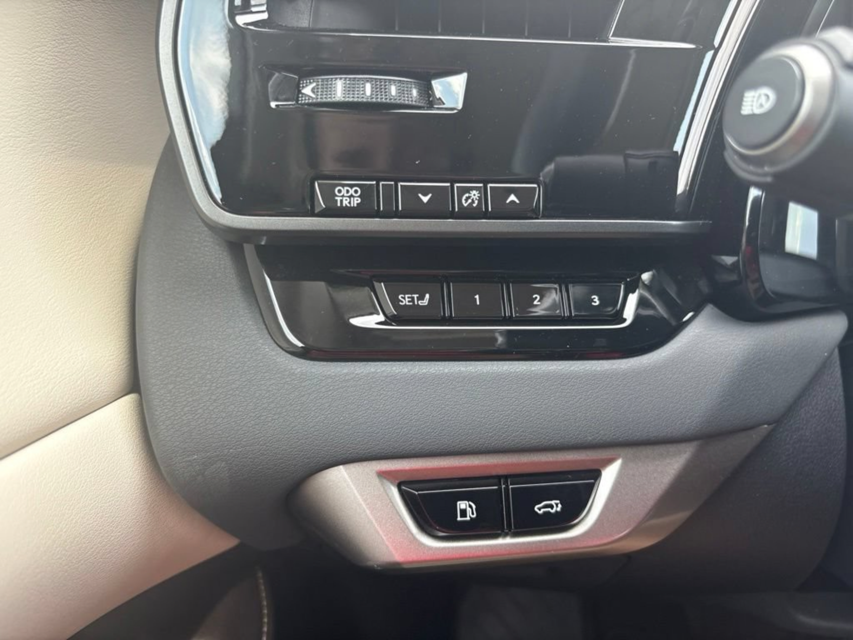 Used 2024 Lexus RX 350 Premium w/ Cold Area Package FWD image 14