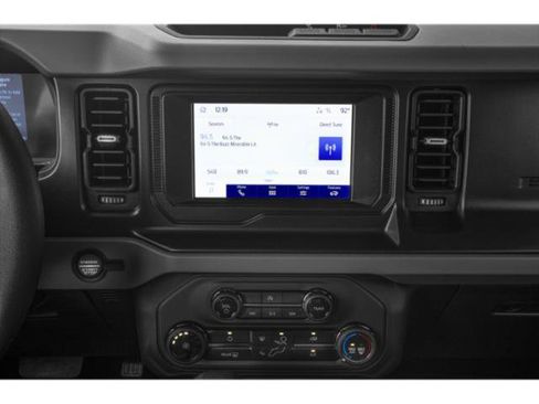 Used 2023 Ford Bronco Outer Banks AWD/4WD image 13