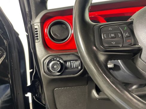 Used 2022 Jeep Wrangler Unlimited Sport AWD/4WD image 13