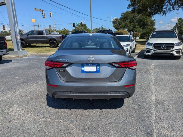 Used 2025 Nissan Sentra SV FWD image 6