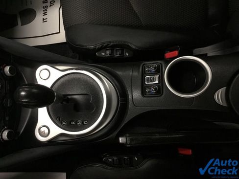 Used 2010 Nissan 370Z Touring w/ Sport Pkg image 50